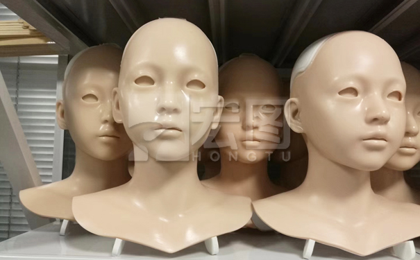 機器人頭部硅膠外皮實(shí)例-香港機器人研發(fā)公司